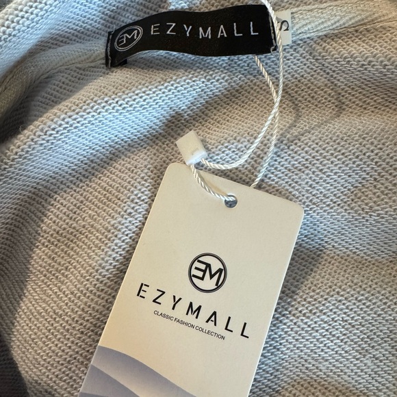 Black,Gray, and White Color Block Hoodie - Picture 3 of 3